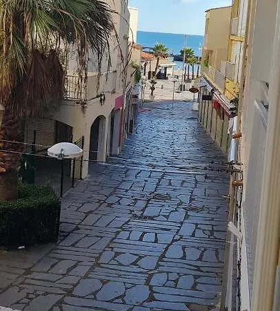 Apartament Climatise Vue A 100m Du Mole