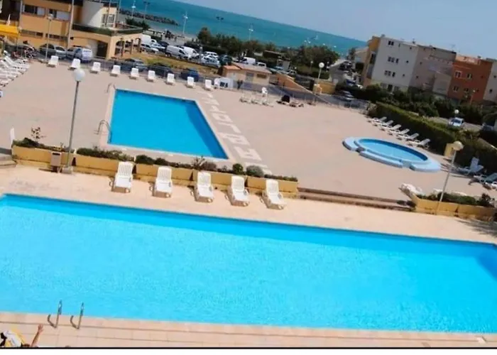 Climatisé Vue à 100m Du Môle Appartamento *