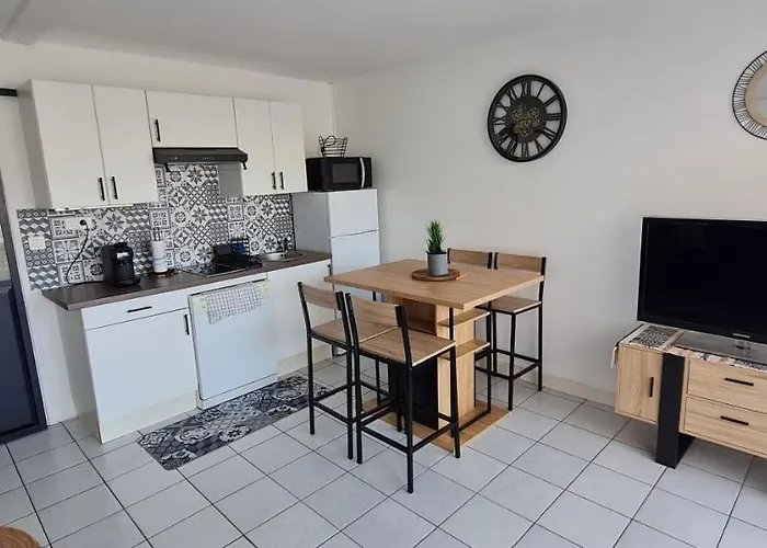 Climatise Vue A 100m Du Mole アパート *